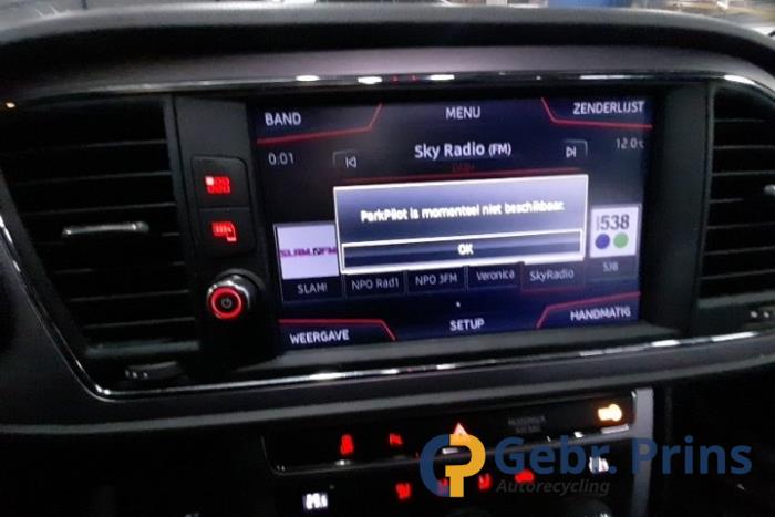 Seat Leon ST 1.4 TSI ACT 16V Épave (2017, Noir)