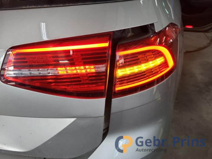 Volkswagen Passat Variant 1.4 GTE 16V Samochód złomowany (2015, Szary)