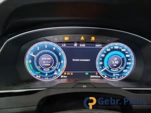 Volkswagen Passat Variant 1.4 GTE 16V Samochód złomowany (2015, Szary)