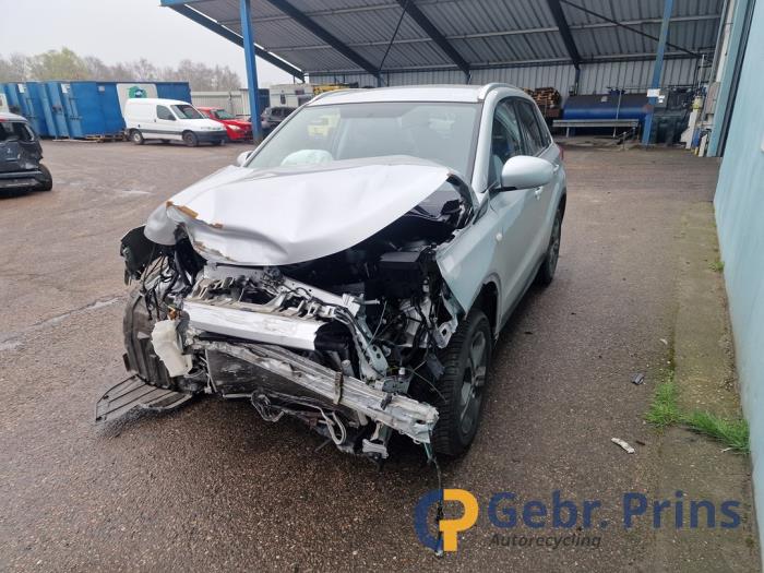 Suzuki Vitara 1.6 16V VVT Épave (2016, Gris)