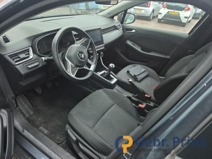 Renault Clio V 1.0 TCe 100 12V Samochód złomowany (2019, Szary)