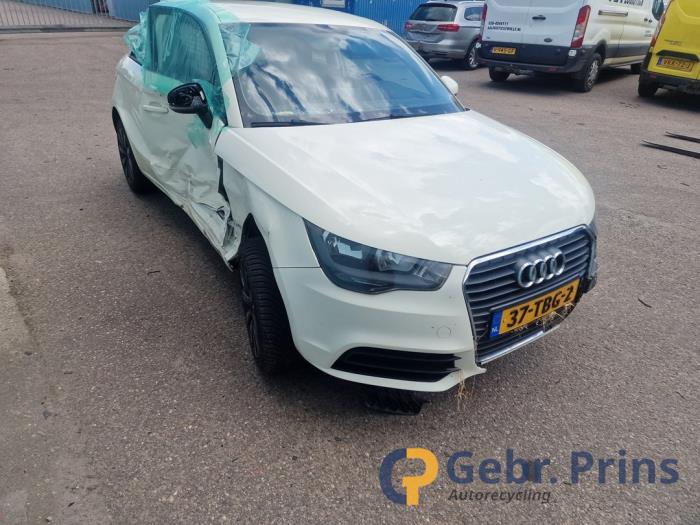 Audi A1 1.2 TFSI Samochód złomowany (2012, Bialy)
