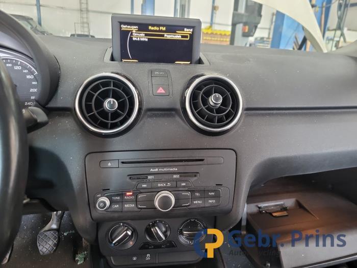 Audi A1 1.2 TFSI Samochód złomowany (2012, Bialy)