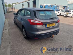 Ford Focus 3 Wagon 1.6 SCTi 16V Épave (2012, Brun)
