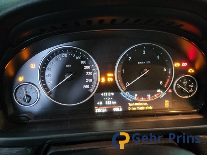 BMW 5 serie 525d xDrive 16V Épave (2013, Noir)