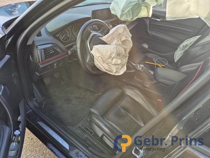 BMW 1 serie 120i 1.6 16V Épave (2012, Noir)