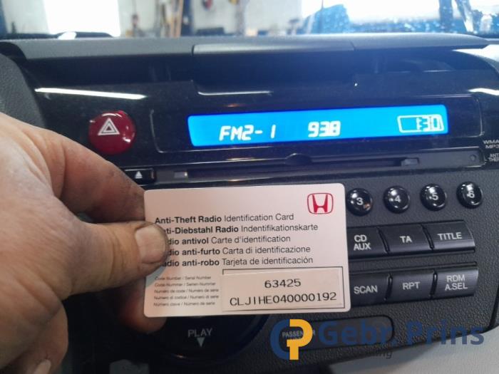 Honda CR-Z 1.5 Hybrid 16V Épave (2013, Noir)