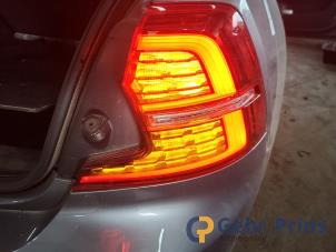 Volvo S60 III 2.0 T5 16V Épave (2019, Gris)