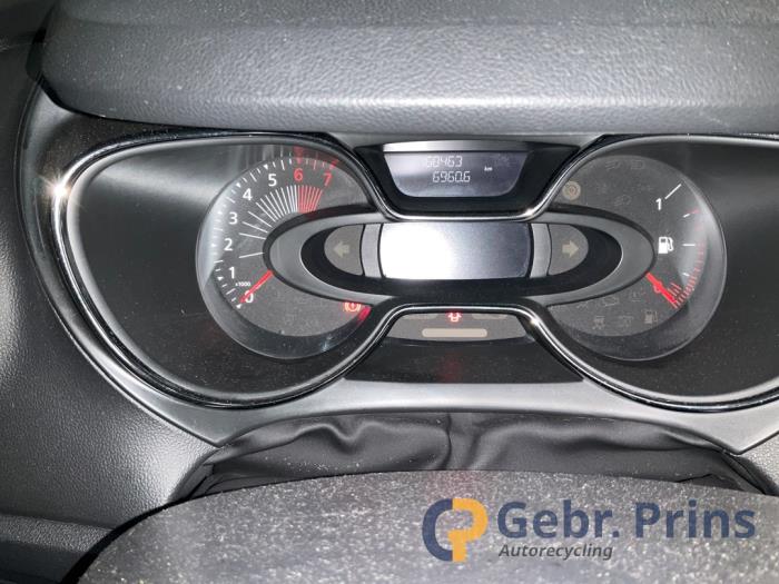 Renault Captur I 0.9 Energy TCE 12V Épave (2016, Brun)