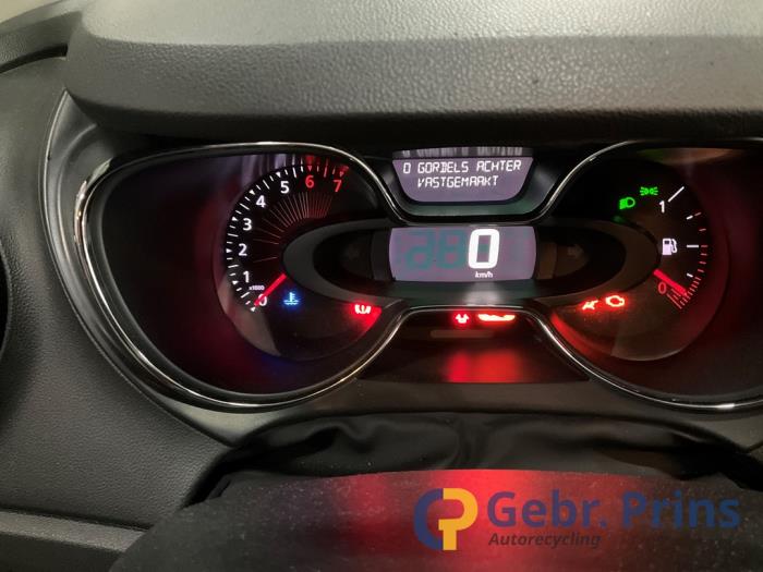 Renault Captur I 0.9 Energy TCE 12V Épave (2016, Brun)