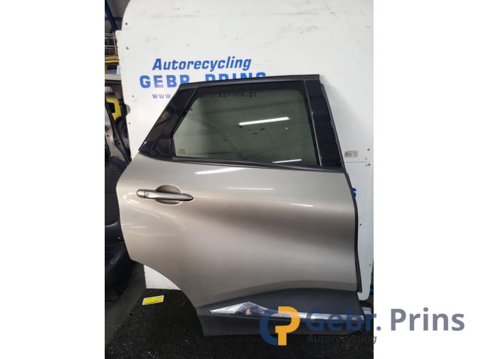 Renault Captur I 0.9 Energy TCE 12V Épave (2016, Brun)