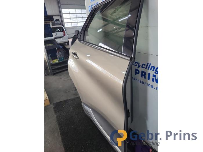 Renault Captur I 0.9 Energy TCE 12V Épave (2016, Brun)