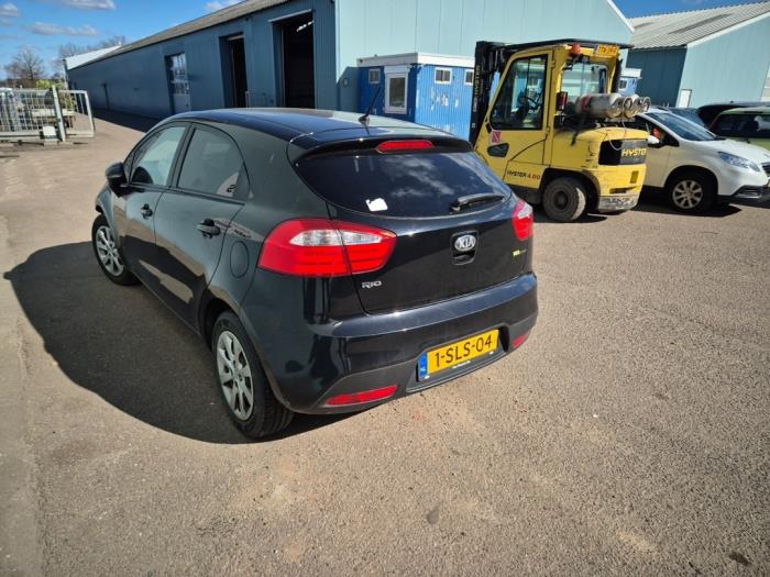 Kia Rio III 1.2 CVVT 16V Salvage vehicle (2014, Black)