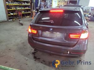 BMW 3 serie Touring 330d 3.0 24V Samochód złomowany (2014, Szary)
