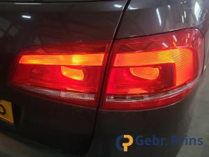 Volkswagen Passat Variant 1.4 TSI 16V Épave (2011, Brun)