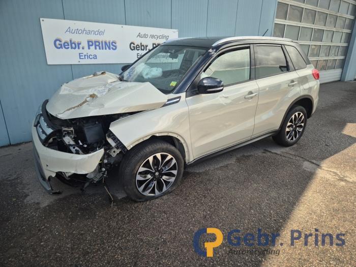 Suzuki Vitara 1.6 16V VVT Épave (2016, Brun)