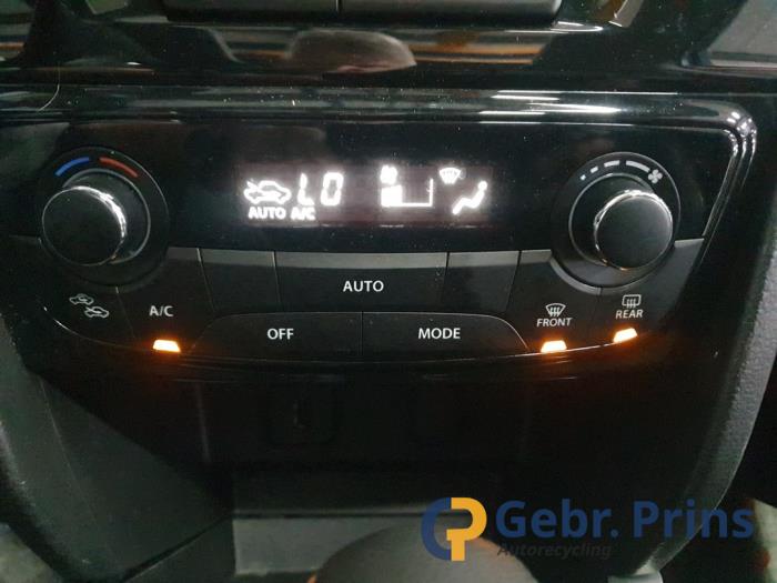 Suzuki Vitara 1.6 16V VVT Épave (2016, Brun)