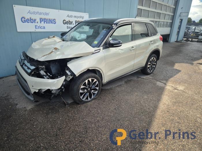 Suzuki Vitara 1.6 16V VVT Épave (2016, Brun)