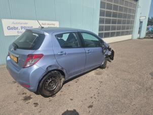 Toyota Yaris III 1.33 16V Dual VVT-I  (Épave)