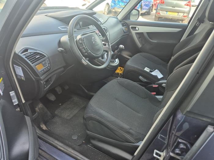 Citroen C4 Grand Picasso 1.6 16V VTi Épave (2010, Violet)