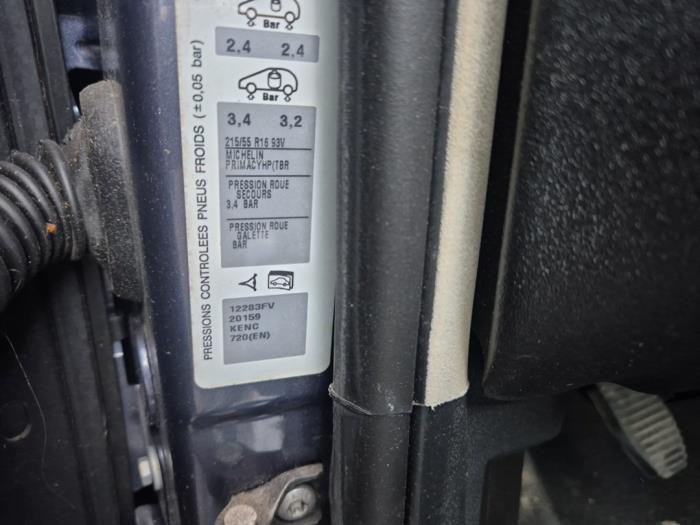 Citroen C4 Grand Picasso 1.6 16V VTi Épave (2010, Violet)