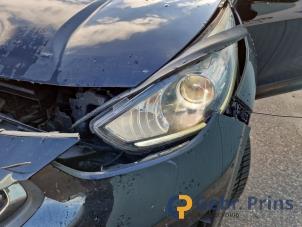 Kia Niro I 1.6 GDI Hybrid Samochód złomowany (2017, Czarny)