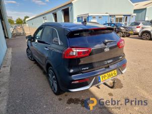 Kia Niro I 1.6 GDI Hybrid Samochód złomowany (2017, Czarny)