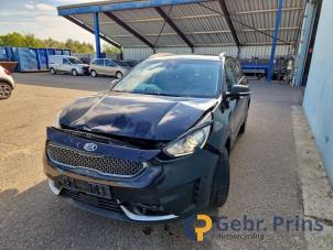 Kia Niro I 1.6 GDI Hybrid Samochód złomowany (2017, Czarny)