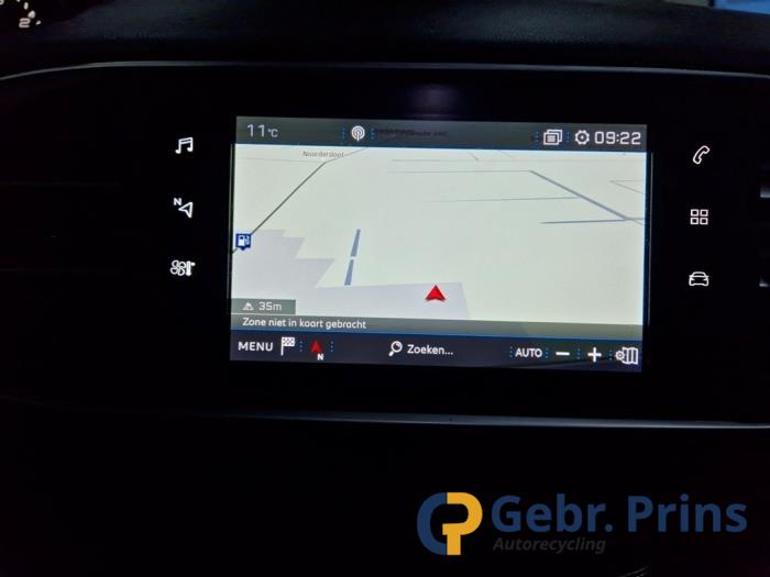 Peugeot 308 1.2 12V e-THP PureTech 130 Épave (2017, Bleu)