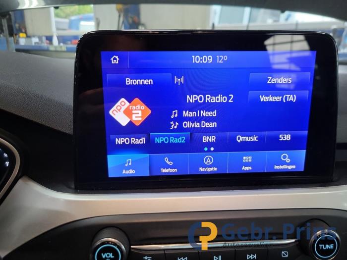 Ford Focus 4 Wagon 1.0 Ti-VCT EcoBoost 12V 100 Épave (2020, Noir)