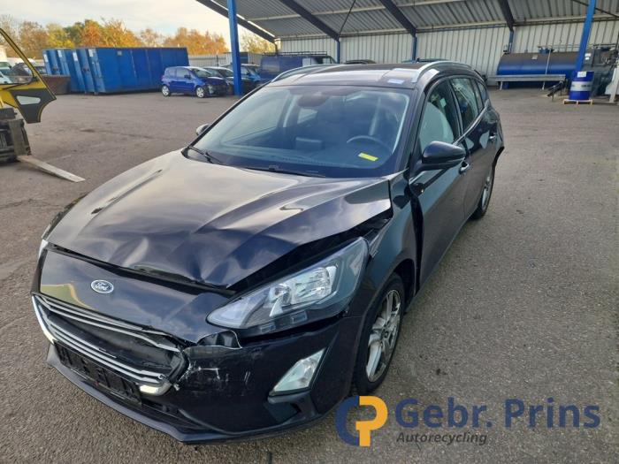 Ford Focus 4 Wagon 1.0 Ti-VCT EcoBoost 12V 100 Épave (2020, Noir)