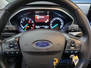 Ford Focus 4 Wagon 1.0 Ti-VCT EcoBoost 12V 100 Épave (2020, Noir)