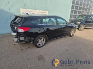 Ford Focus 4 Wagon 1.0 Ti-VCT EcoBoost 12V 100 Épave (2020, Noir)