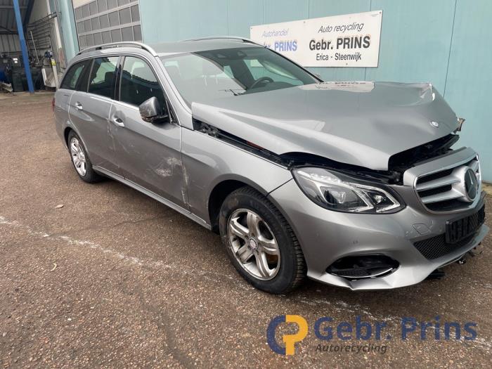Mercedes E Estate E-250 CDI 16V BlueEfficiency Épave (2013, Gris)
