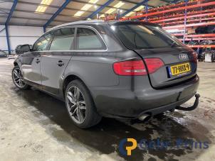 Audi A4 Avant 2.0 TFSI 16V Épave (2009, Gris)