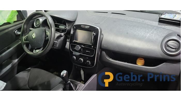 Renault Clio IV Estate/Grandtour 0.9 Energy TCE 90 12V Épave (2018, Noir)