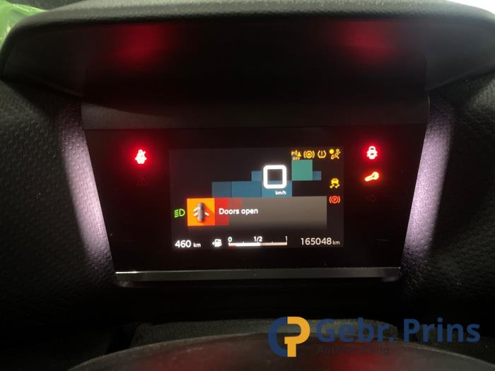 Citroen C4 Berline 1.2 PureTech 130 12V Samochód złomowany (2022, Czarny)