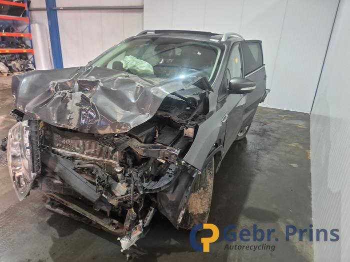 Ford Kuga II 1.5 EcoBoost 16V 150 Épave (2015, Gris)