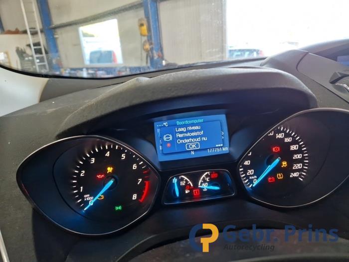 Ford Kuga II 1.5 EcoBoost 16V 150 Épave (2015, Gris)