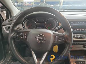 Opel Astra K 1.0 Turbo 12V Samochód złomowany (2019, Szary)