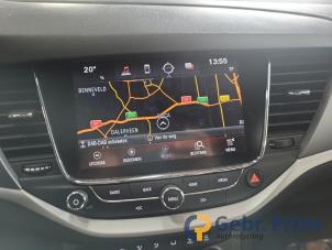 Opel Astra K 1.0 Turbo 12V Samochód złomowany (2019, Szary)