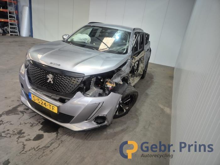Peugeot 2008 1.2 VTi 12V PureTech 130 Épave (2021, Gris)
