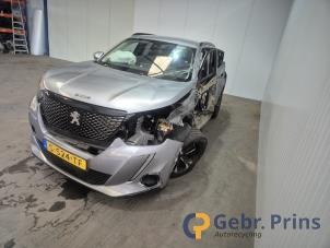 Peugeot 2008 1.2 VTi 12V PureTech 130 Épave (2021, Gris)