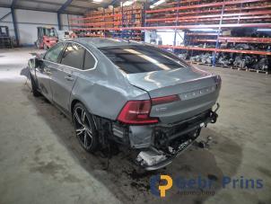 Volvo S90 II 2.0 T5 16V Épave (2019, Gris)