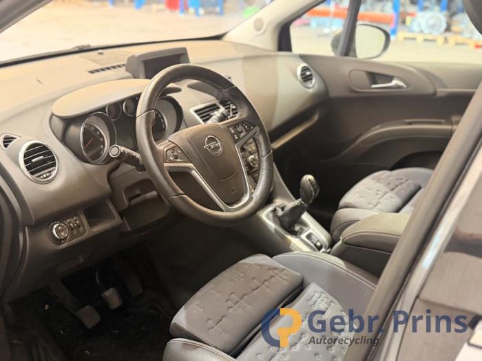 Opel Meriva 1.4 Turbo 16V ecoFLEX Épave (2017, Gris)