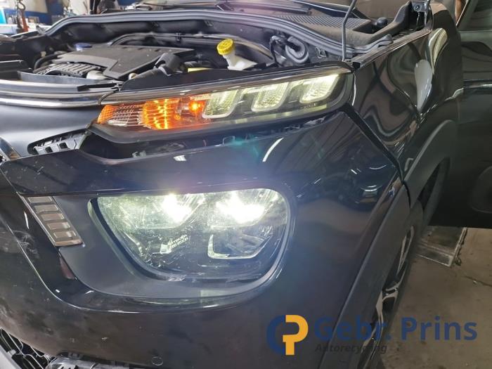 Citroen C3 1.2 12V e-THP PureTech 110 Épave (2020, Noir)