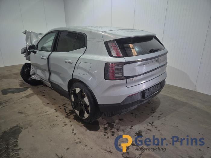 Volvo EX30 Single Motor Extended Range 69 kWh  (Desguace)
