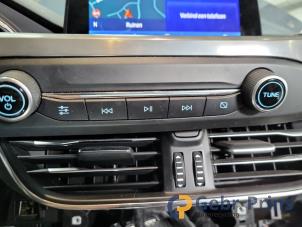 Ford Focus 4 1.0 Ti-VCT EcoBoost 12V 125 Épave (2021, Bleu)