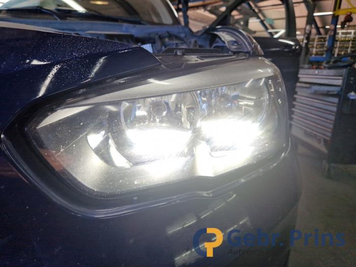 BMW 1 serie 118d 2.0 16V Épave (2017, Métallisé, Bleu)