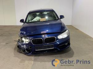 BMW 1 serie 118d 2.0 16V Épave (2017, Métallisé, Bleu)